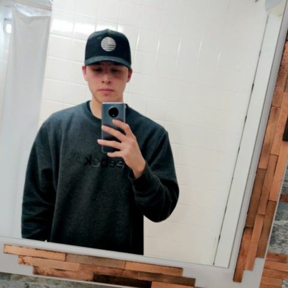 Meet your Posher, Barrett strong - Picture 1 of 1